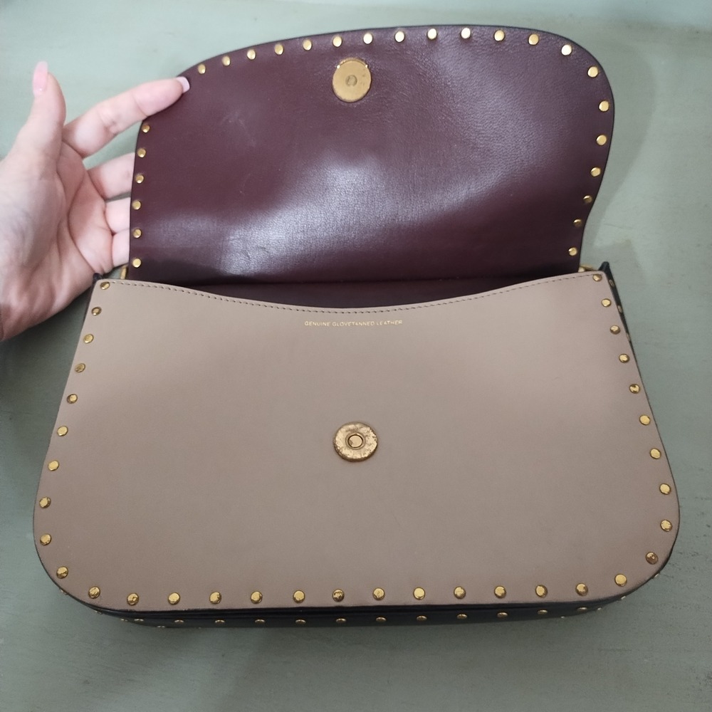 Used Ellie With Rivets - Picture 15 of 16